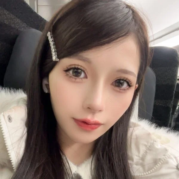 りりを1番の推しにして♡