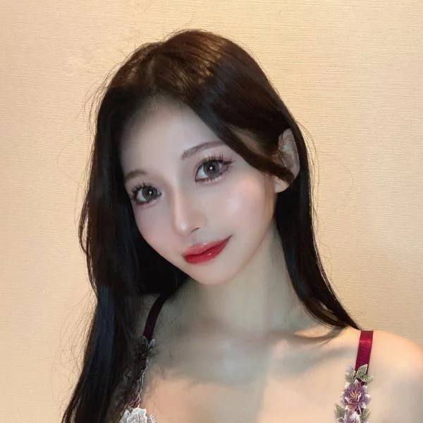 りりを1番の推しにして♡