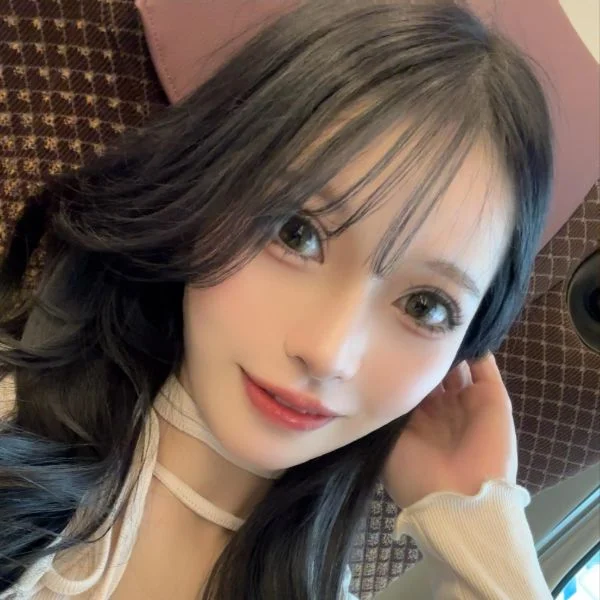 りりを1番の推しにして♡