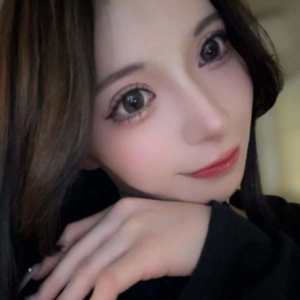 りりを1番の推しにして♡