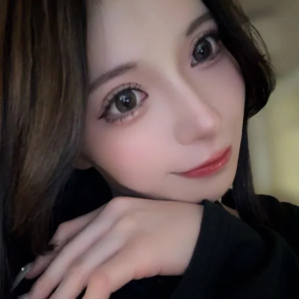 りりを1番の推しにして♡