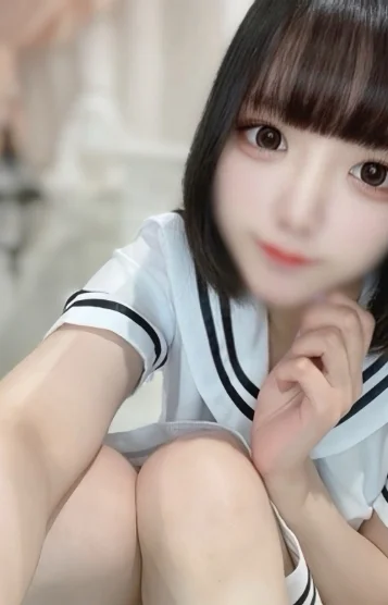 朝香ゆうり