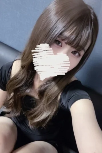 小峰　ゆあ