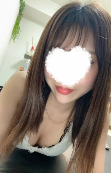 白石ゆりな