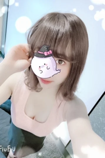 椿ひな