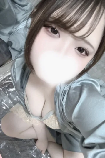 南かれん