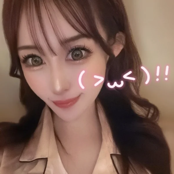 出勤してます🩷🩷