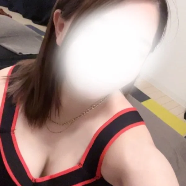 こんばんは！出勤予定です🥀𓈒 𓏸