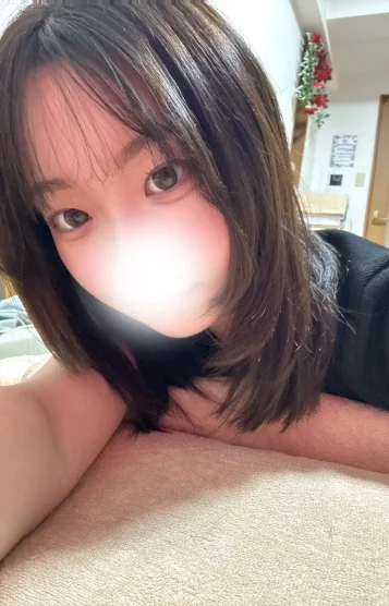 桃瀬ゆあ
