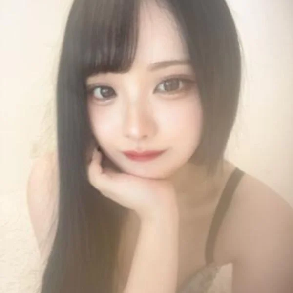 2時すぎ、八宮めぐるは少し声を落とします