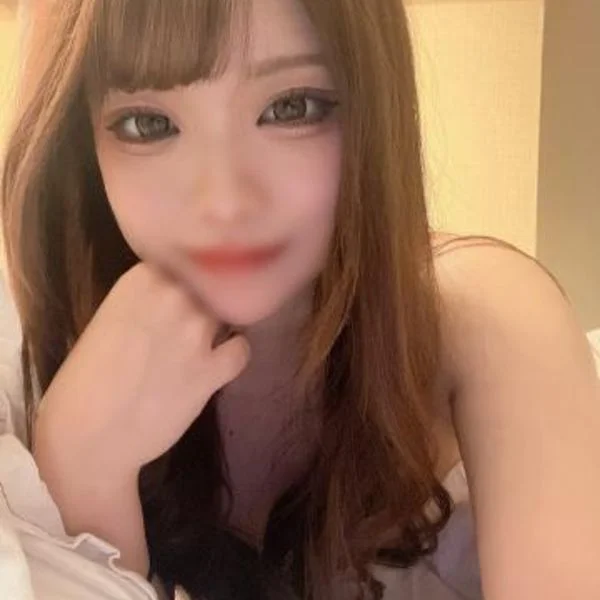 金曜のめぐる、今日は視線をそらさせません🎀