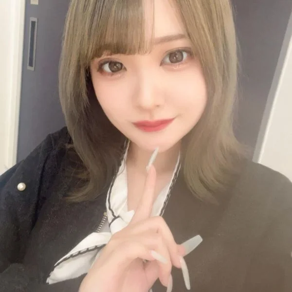 金曜のめぐる、今日は少しだけ独占向きです🎀