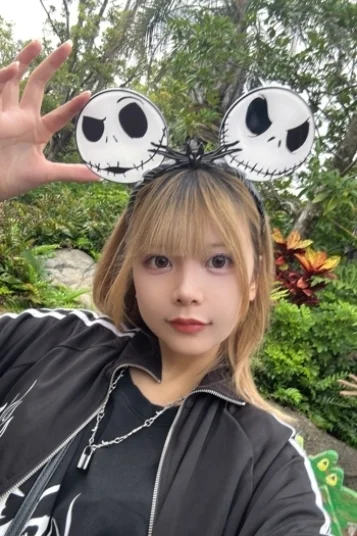ぺこ