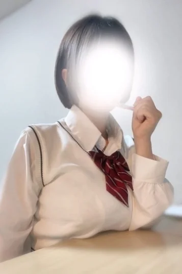 桃瀬　さくら