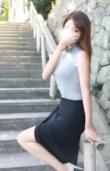 麗奈