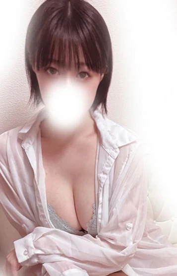 櫻井まひろ