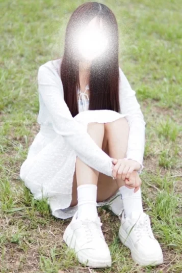 藍咲しおん