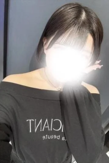 雅 芽衣