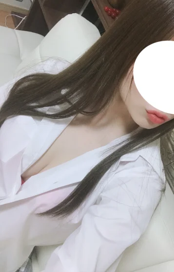 美桜 (みお)