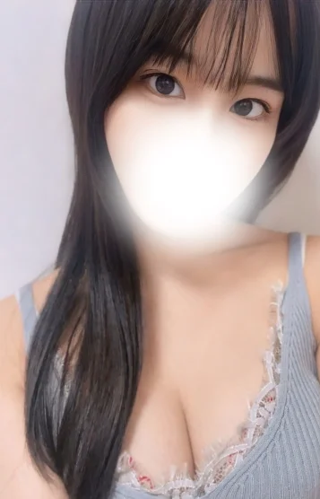綾瀬えりな