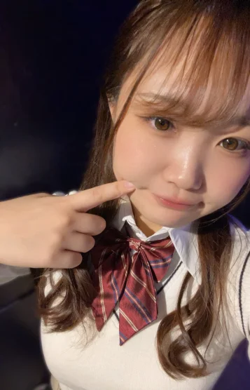 美月るな