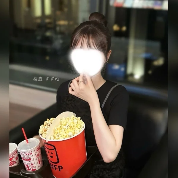 巷で話題の..❔🎬🤍