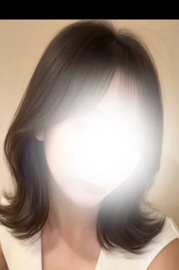 青山ねお