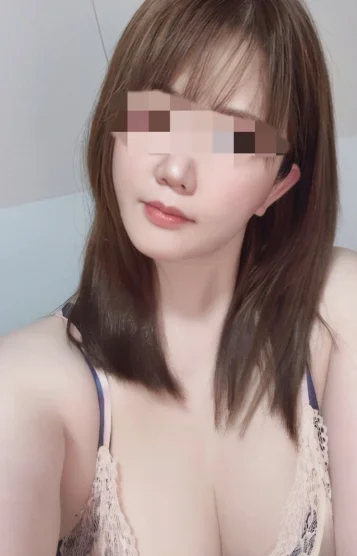 新人えな