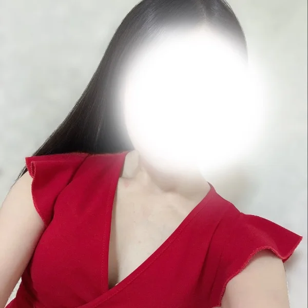 10:00~18:00まで出勤してます！