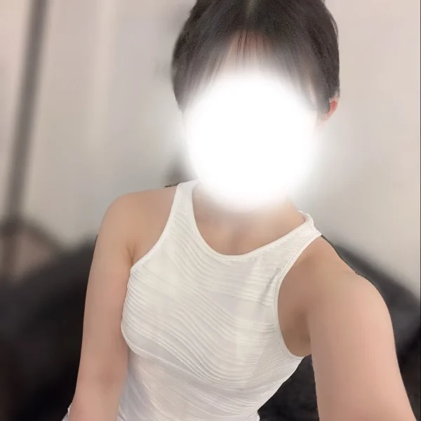 10:00~16:00まで出勤してます！