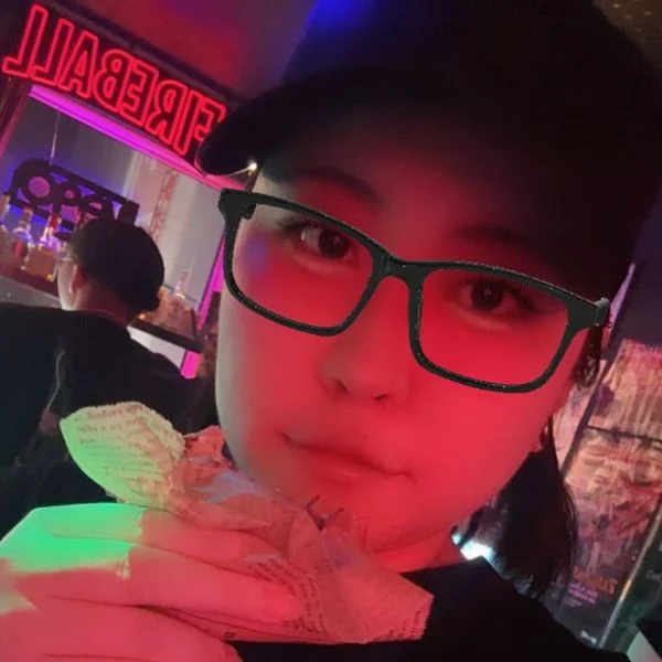 バーにパンが売られてた！！