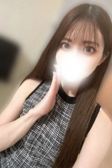 白川　ゆいな