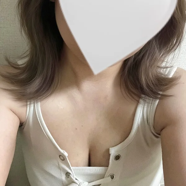 本日22時まで出勤してます♡