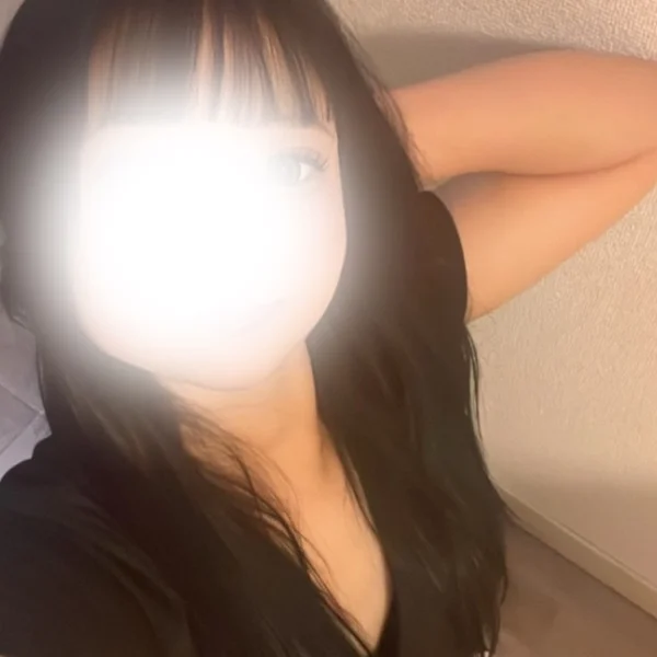 本日急遽出勤してるよ🖤