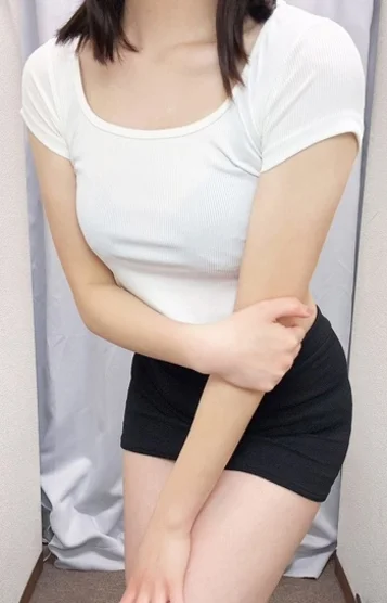朝比奈みゆ