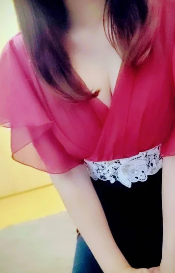 青山紗奈