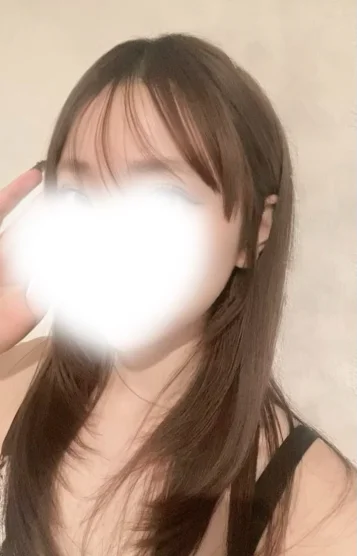 結城なな