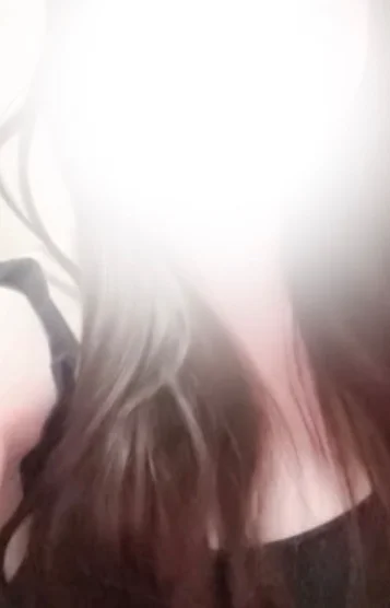 ゆりあ