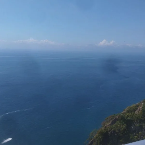 こんにちは