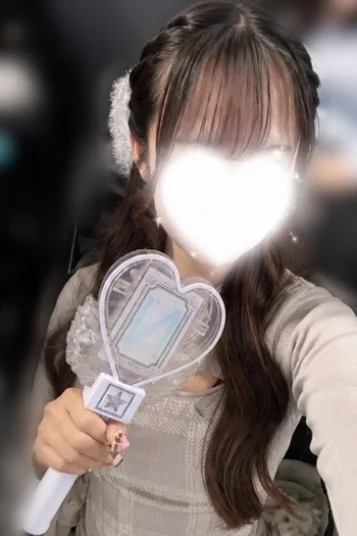 みな