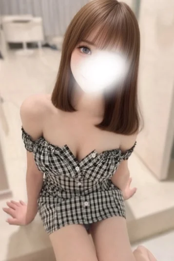 櫻井ひな