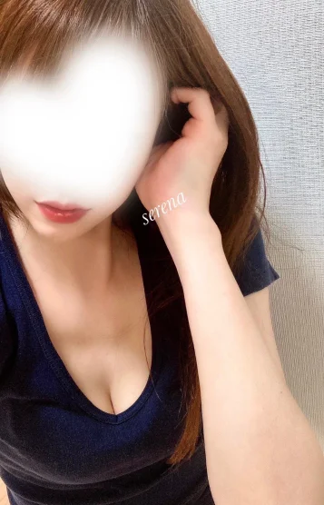 セレナ