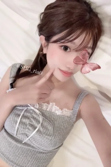 桃瀬りあ