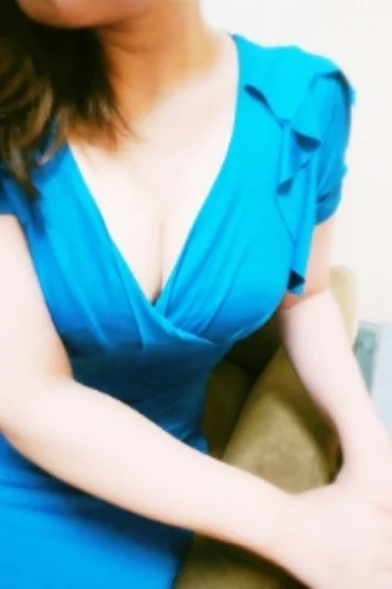 田村りさ