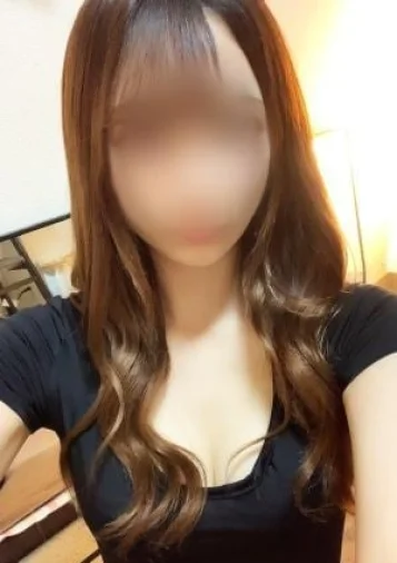 ゆりな