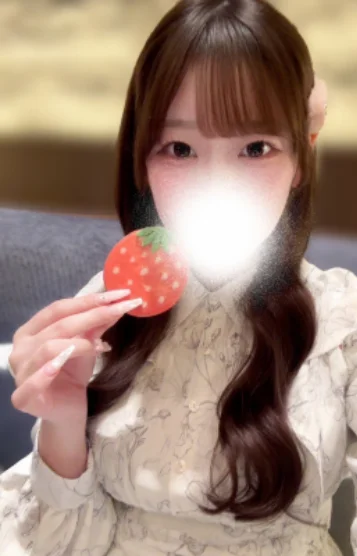 皆川ゆずは