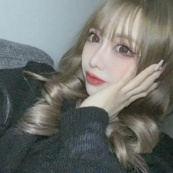 ギャルの顔だけ見て油断した？♡