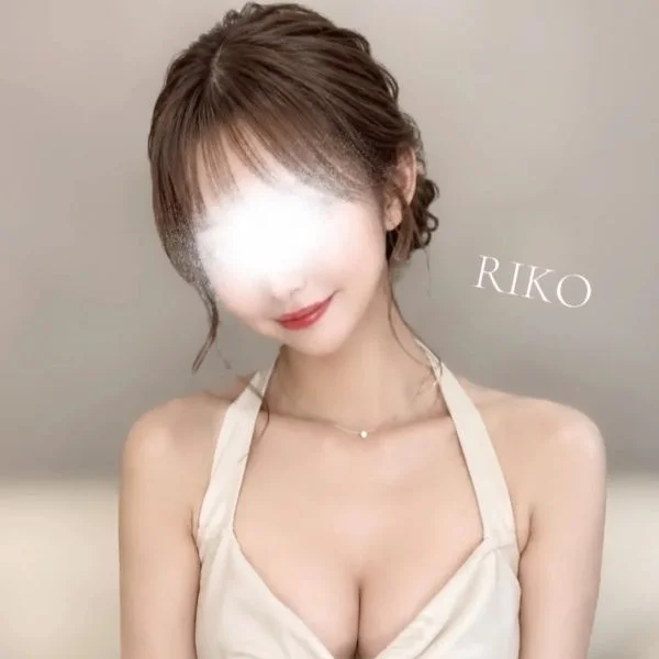 10時30分からの出勤です💛