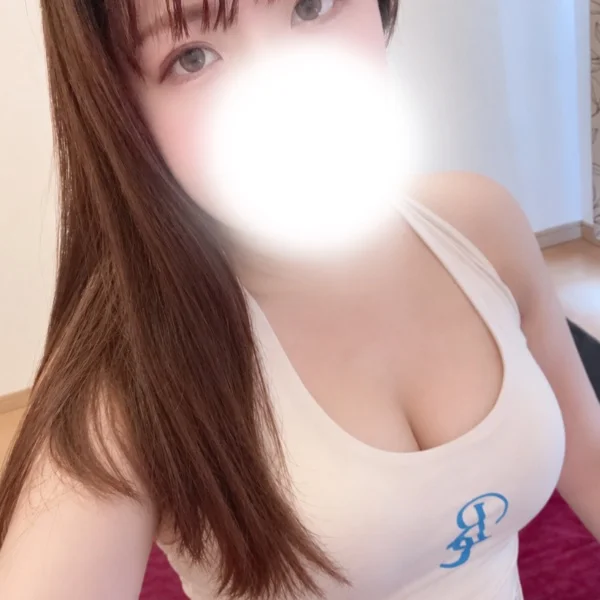 本日8/23 18時まで出勤してます❣️